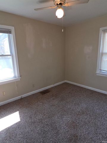 2559 Sweetser Avenue, Evansville, IN 47714