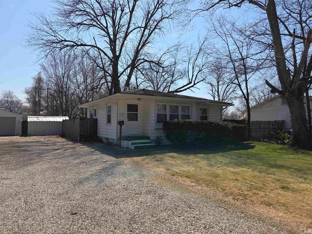 2559 Sweetser Avenue, Evansville, IN 47714