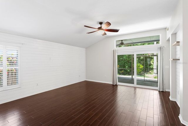 10232 WOODFORD BRIDGE STREET, Tampa, FL 33626