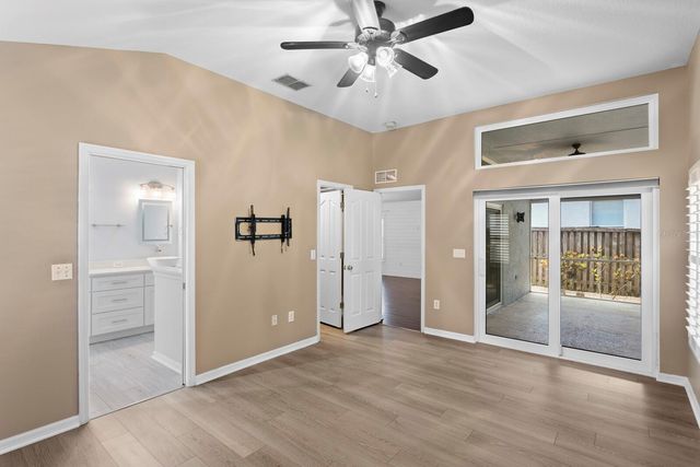 10232 WOODFORD BRIDGE STREET, Tampa, FL 33626