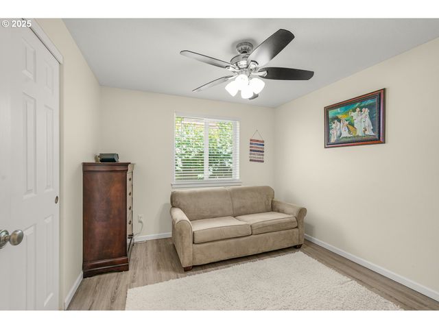13417 Ne 51ST St, Vancouver, WA 98682