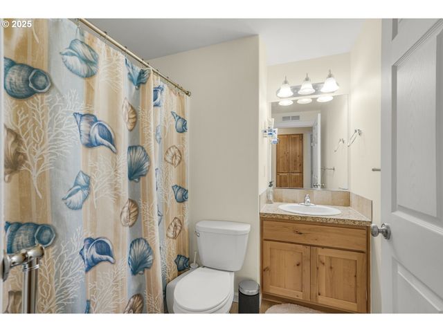 13417 Ne 51ST St, Vancouver, WA 98682
