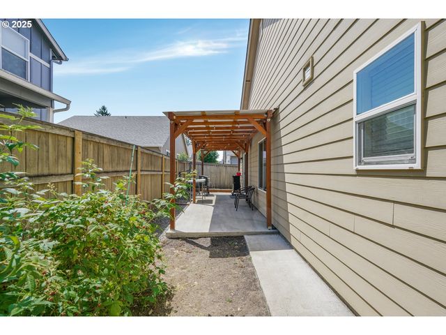 13417 Ne 51ST St, Vancouver, WA 98682