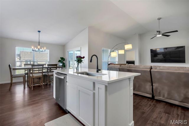 406 Honor Hill Drive, Foristell, MO 63348