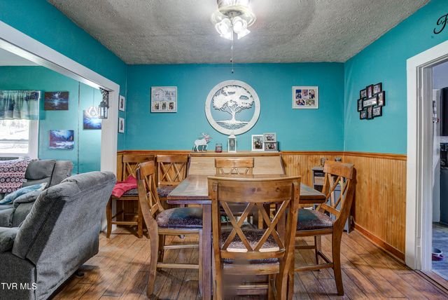 340 North Mohawk Drive, Erwin, TN 37650
