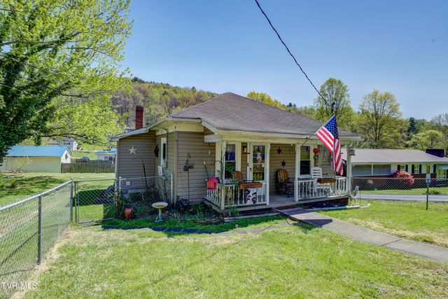 340 North Mohawk Drive, Erwin, TN 37650