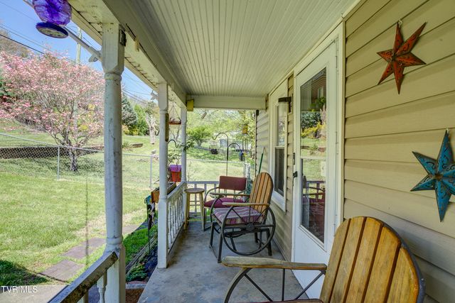 340 North Mohawk Drive, Erwin, TN 37650