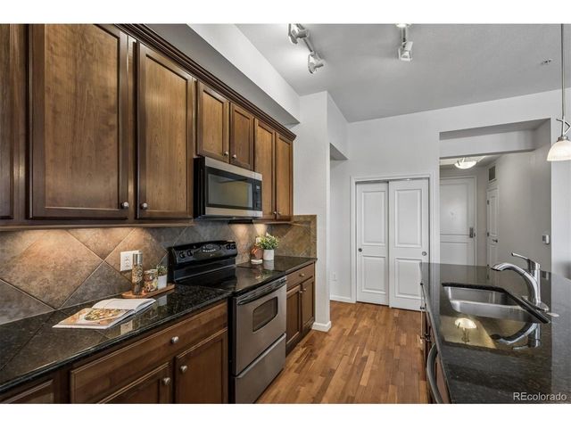 7820 Inverness Blvd 301, Englewood, CO 80112