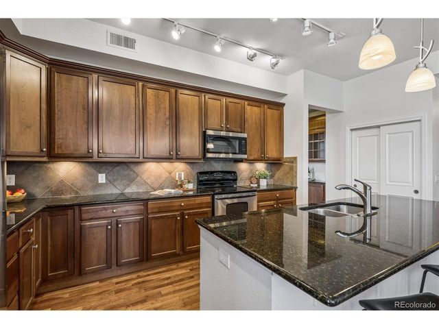 7820 Inverness Blvd 301, Englewood, CO 80112