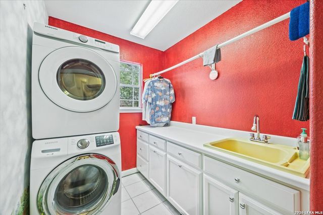95 Nine Patch, Poteet, TX 78065