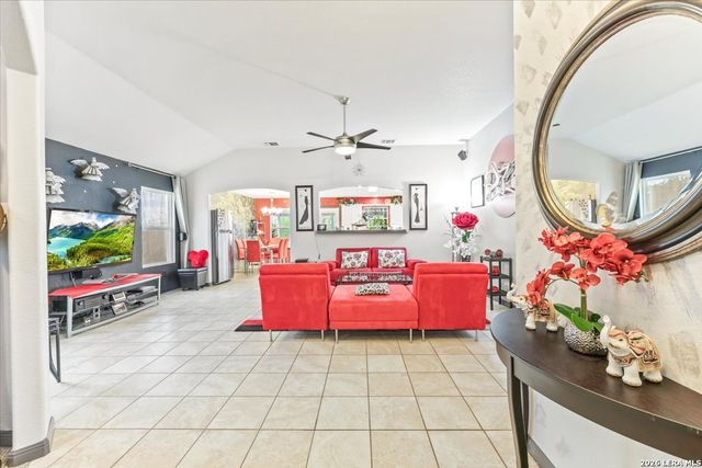 95 Nine Patch, Poteet, TX 78065