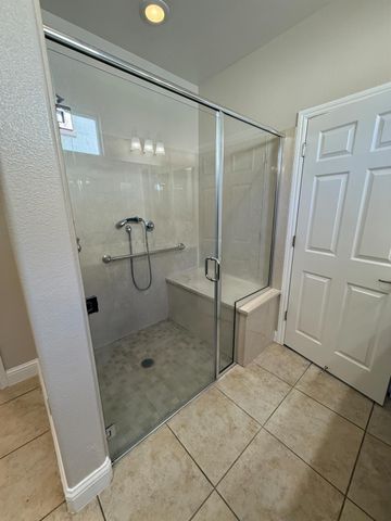 2443 Plumcreek Ln, Manteca, CA 95336