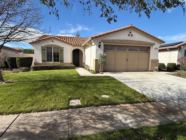 2443 Plumcreek Ln, Manteca, CA 95336