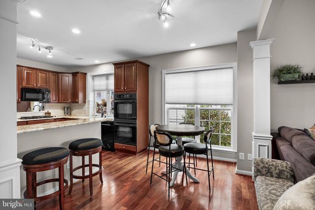 77 PENNINGTON, Delanco, NJ 08075