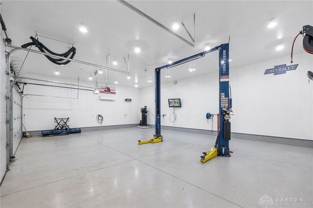 892 Little Sugar Creek Road, Dayton, OH 45440