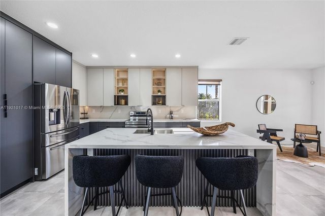 12904 SW 222nd St, Miami, FL 33170