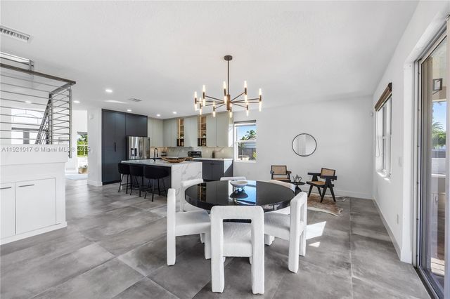 12904 SW 222nd St, Miami, FL 33170