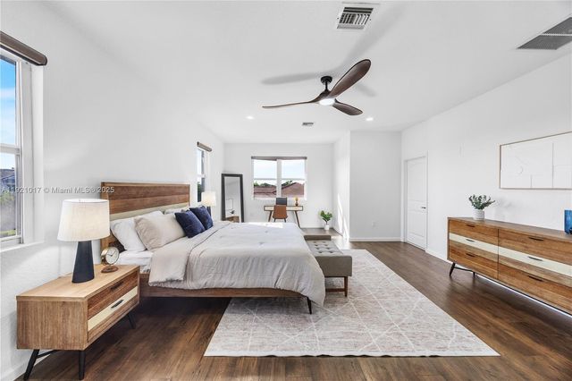 12904 SW 222nd St, Miami, FL 33170