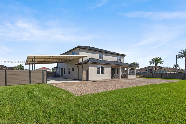 12904 SW 222nd St, Miami, FL 33170