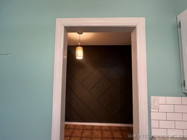 2404 S Maywood Drive, Claremore, OK 74017