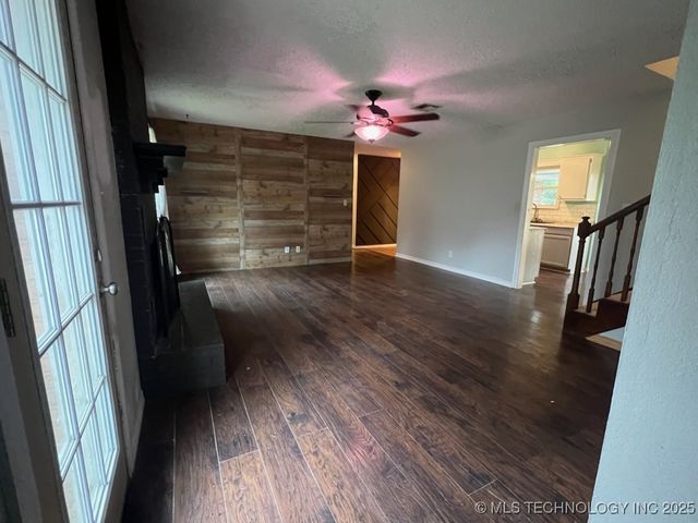 2404 S Maywood Drive, Claremore, OK 74017