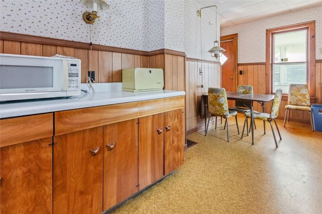 11 Sackett St, Seneca Falls, NY 13148