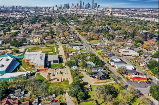 4976 Polk Street, Houston, TX 77023