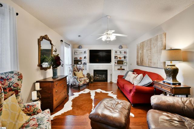 104B Reef Court, Easley, SC 29642