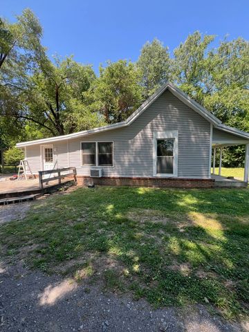 1341 Veterans Pkwy, Murfreesboro, TN 37128