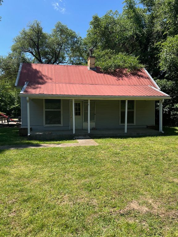 1341 Veterans Pkwy, Murfreesboro, TN 37128
