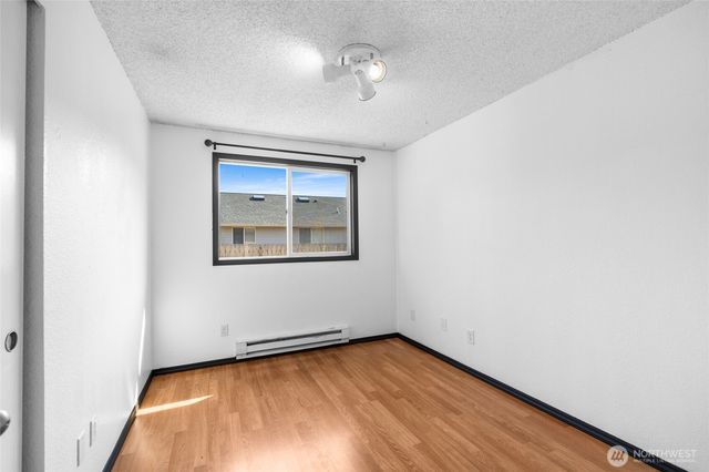988 Ridgeway Drive, Oak Harbor, WA 98277
