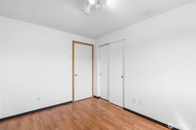 988 Ridgeway Drive, Oak Harbor, WA 98277