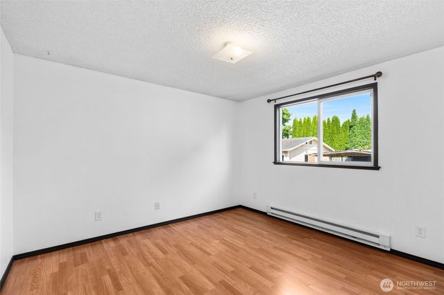 988 Ridgeway Drive, Oak Harbor, WA 98277