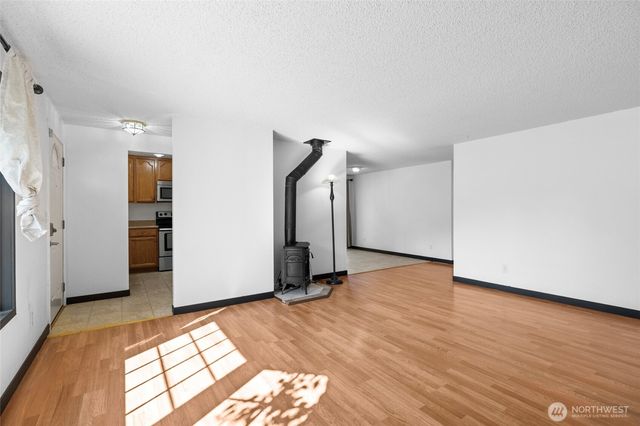 988 Ridgeway Drive, Oak Harbor, WA 98277