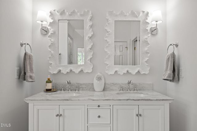 9 Eastwind Place, Chapel Hill, NC 27517