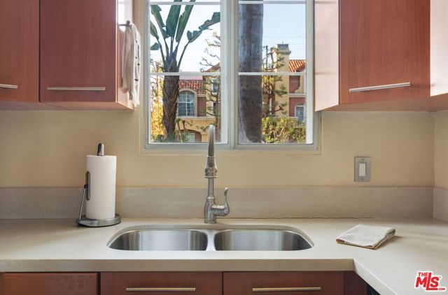 7100 La Tijera Boulevard B101, Los Angeles, CA 90045