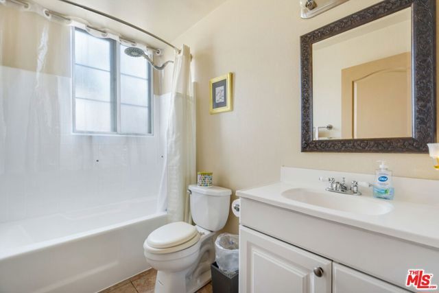 7100 La Tijera Boulevard B101, Los Angeles, CA 90045