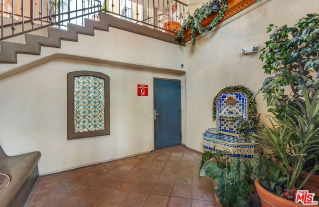 7100 La Tijera Boulevard B101, Los Angeles, CA 90045