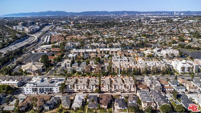 7100 La Tijera Boulevard B101, Los Angeles, CA 90045