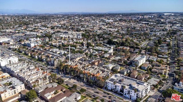 7100 La Tijera Boulevard B101, Los Angeles, CA 90045