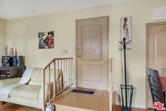 7100 La Tijera Boulevard B101, Los Angeles, CA 90045