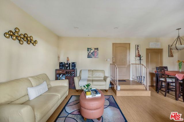 7100 La Tijera Boulevard B101, Los Angeles, CA 90045