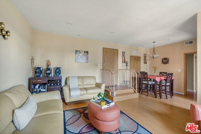 7100 La Tijera Boulevard B101, Los Angeles, CA 90045