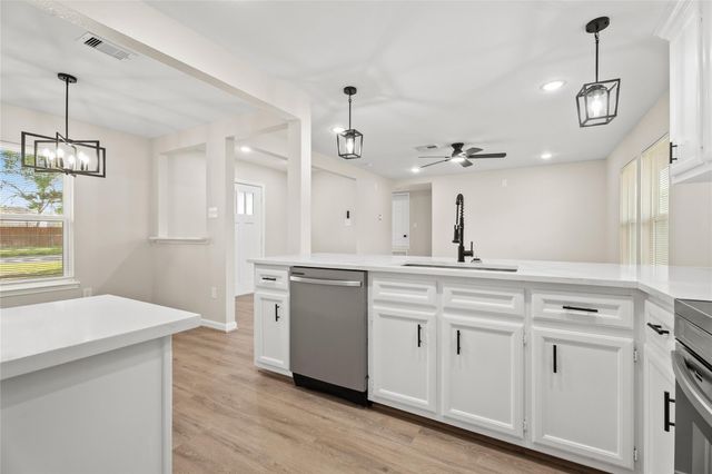 1708 Miami Road, Pasadena, TX 77502