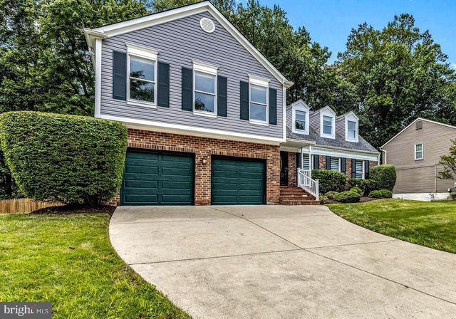 1128 HALESWORTH DR, Rockville, MD 20854