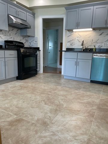 11 Wellingston Street 11, Waltham, MA 02451