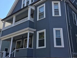 11 Wellingston Street 11, Waltham, MA 02451