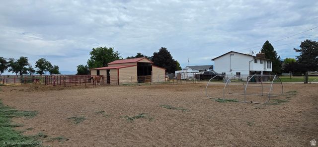 7118 W 5100 S, Hooper, UT 84315