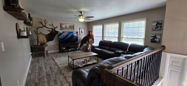 7118 W 5100 S, Hooper, UT 84315