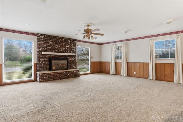 1379 Honeysuckle Drive, Fairborn, OH 45324